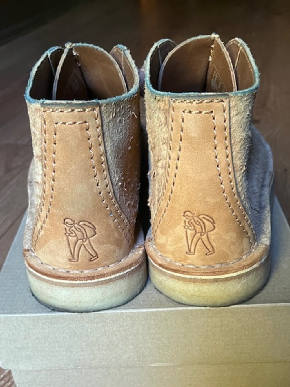 Clarks Desert Trek 9US / 8UK / 42EU - Picture 4 of 10